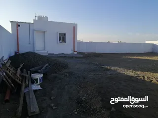  1 Land for rent   أرض الإيجار مسوره مع غرفة ومطبخ ودورةمياه