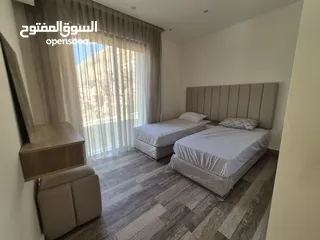  5 شقة مفروشة للايجار في عبدون  ( Property 38040 ) سنوي فقط