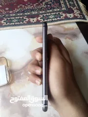  4 آيفون 8 وكالة