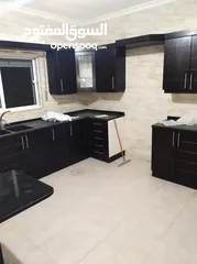  4 للبيع شقه سكنيه