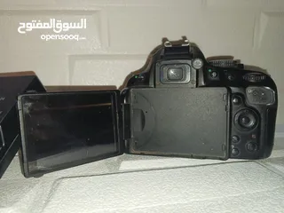  4 كاميرا نيكون 5100 D