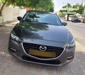  1 Mazda 3,1.28 lac km,2017