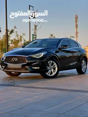  2 Infiniti Q30 2017