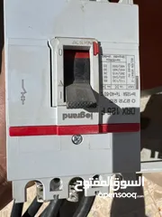  6 كيبل كهرباء 3 فاز الامنيوم - بالاضافه كيبل نحاس -