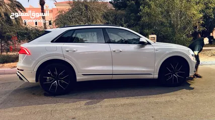  8 Audi Q8 2019 55 TFSI