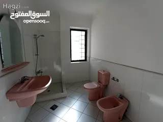  7 ڤيلا للبيع في منطقة عبدون ( Property ID : 30960 )