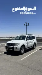  2 Mitsubishi pajero 2010 3800cc