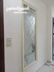  29 شقه مع رووف دوبلكس 220م للبيع جنوب كليه الطب لجامعه اليرموك خلف صيدليه الرازي وغرب دوار اللوازم