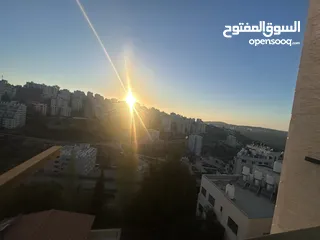  18 شُقَّة مَفروشة 3 غُرَف في الطيرة موقع ممتاز لم تُسكَن مِن قَبل