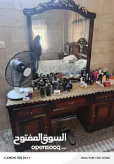  5 اثاث منزل بحالة الوكاله وأجهزة كهربائية