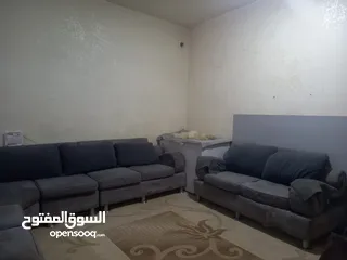  6 طقمين كنب  للبيع