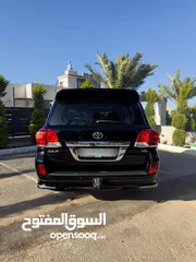  3 لاندكروزر مديل 2014 للبيع