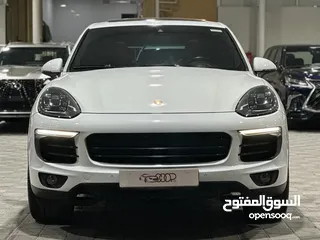  2 Porsche Cayenne S