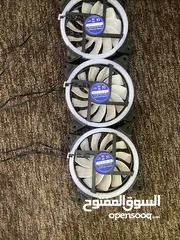  1 3مراوح RGB   12v  المراوح بتضوي لون ازرق فقط لانو الريموت ضايع