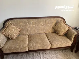  3 طقم كنب 7 مقاعد للبيع