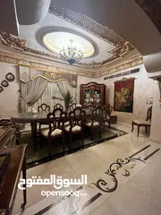  1 فيلا للايجار ف كمباوند هايد بارك