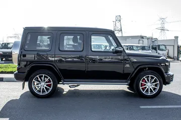  4 2019 - G63 AMG - SUPER CLEAN - LIKE NEW - ONLY 62,000 KM