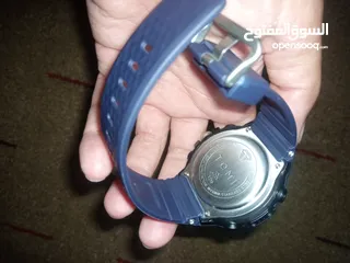  2 ساعه نوع تومي بكيتها ضد الماء عقارب وديجتال فخمه جدا