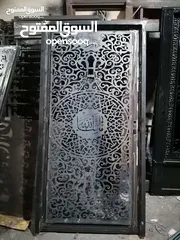  2 ابواب حديد  شبابيك المنيوم مراجيح اثاث مدرسي ابواب خشب