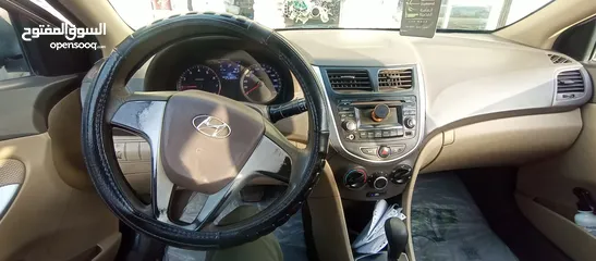  2 Hyundai Accent 2012 Auto gear