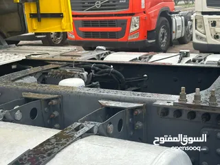  6 ‎ Volvo tractor unit automatic gear راس تريلة فولفو  جير اتوماتيك 2014