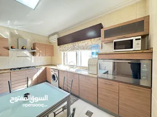  10 شقة مفروشة للإيجار 200م2 ( Property 40418 )-175089930