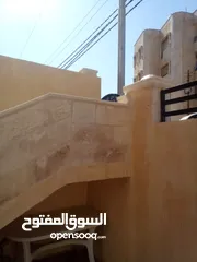  12 شقه للبيع في الحي الشرقي