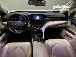  14 Toyota Camry 2023 Gle  بحالة الوكالة