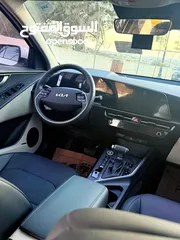  6 كيا نيرو هايبرد 2023