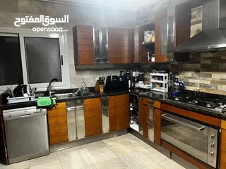  7 شقه 407م للبيع / مدينه نصر / شارع رئيسى عباس العقاد