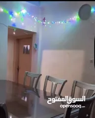 2 سفره طعام طاوله متر ونص و8كراسي قابل للتفاوض
