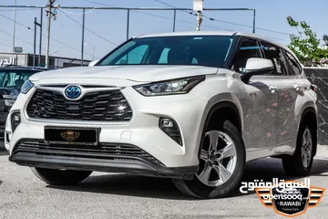  1 Toyota Highlander 2020 Le