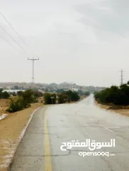  10 ارض للبيع من المالك مباشرة في بلدة العوجا الهادئة.. مساحة 1600 متر مربع تصنيف أ