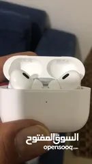  3 للبيعair pods 2 pro