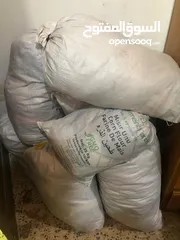  1 اعلان عن ملابس بالة  الرجاء التواصل واتس
