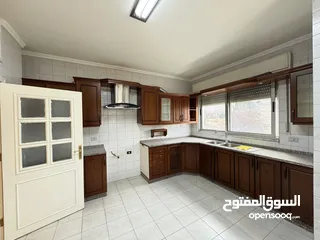  8 شقة غير مفروشة للإيجار 160م2 ( Property 40424 ) سنوي فقط