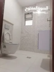 7 شقه ارضيه للبيع في خلدا مع ترس و مدخل خاص