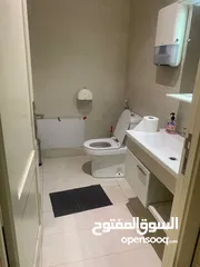  10 مركز طبي تجميلي في اجمل مناطق بعبدون للبيع بسبب عدم التفرغ