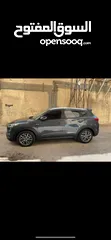  2 Hyundai Tucson بويه شركة  عداد 80  فلللللللللللل عدا فتحه ب الورقه