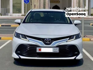  2 مطلوب كامري 2018 او 2019 GLE