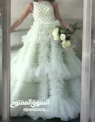  3 فستان فخم جدا مع شاحط طويل بتصميم مميز  لون الصيف الجديد اخضر فاتح  فستان خطبة عرس او سهرة