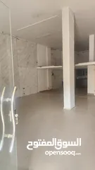  3 محلات للبيع