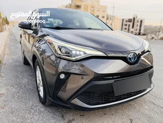  1 تويوتا Toyota CHR Limited 2022 كويتيه غير مجمركة فحص كامل وبحال الوكالة