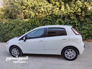  3 فيات بونتو .. طلاء الشركة