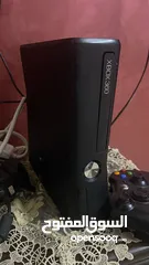  3 جهاز اكسبوكس 360 مهكر مع يد تحكم واحده مع شاشة فل اتش دي 32 بوصة من نوع شارب  بسعر600