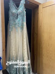  2 فستان للخطب او الاعراس كان سعره من 1500 اصبح سعره 800 شيكل ومتوفر خدمة التوصيل خلال يومين فقط