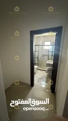  14 شقة فاخرة - لم تسكن - طريق المطار - 4نوم 2ماستر - 230م - قرب الخدمات العامة