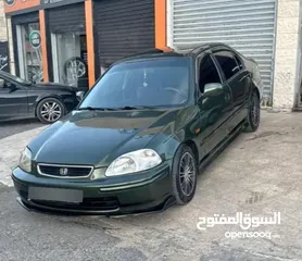  1 هوندا سيفبك شبابية جدآ مصروفها جدآ قليل و قطع متوفرة