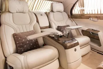 2 مكتب سيارات VIP ليموزين السيارات الفارهه... للبيع*****.............
