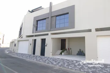  2 5BHK فيلا أحلامك في قلب مسقط - مدينة قابوس (وحدات محدودة!)